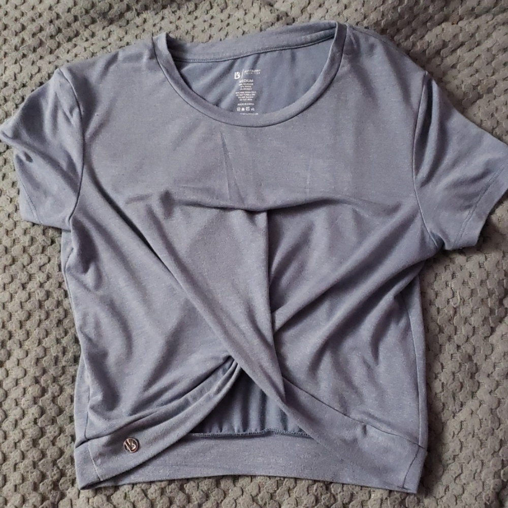 Buffbunny knotty top
